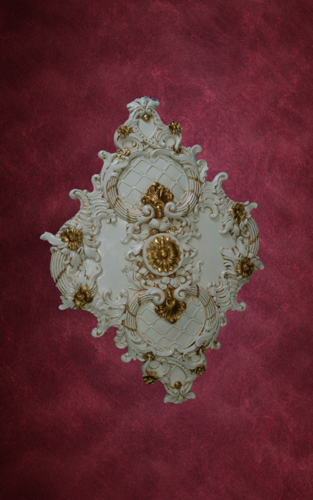 ROSONE IN GESSO (D121)