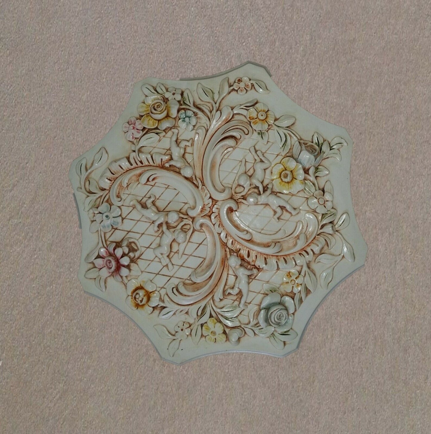 ROSONE IN GESSO (D448)