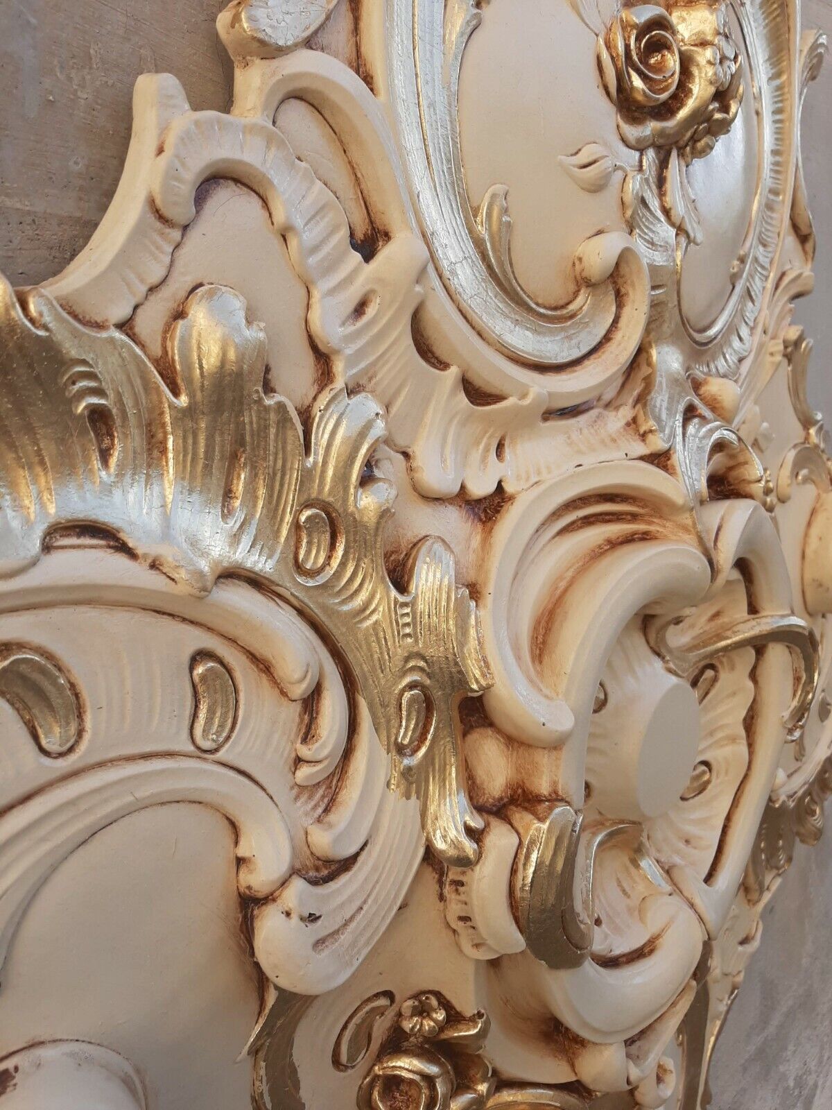 ROSONE IN GESSO (D901)