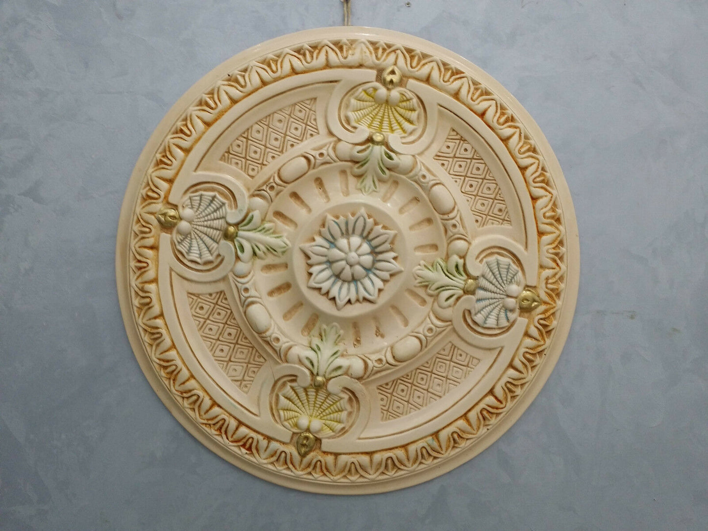 ROSONE IN GESSO (D156)